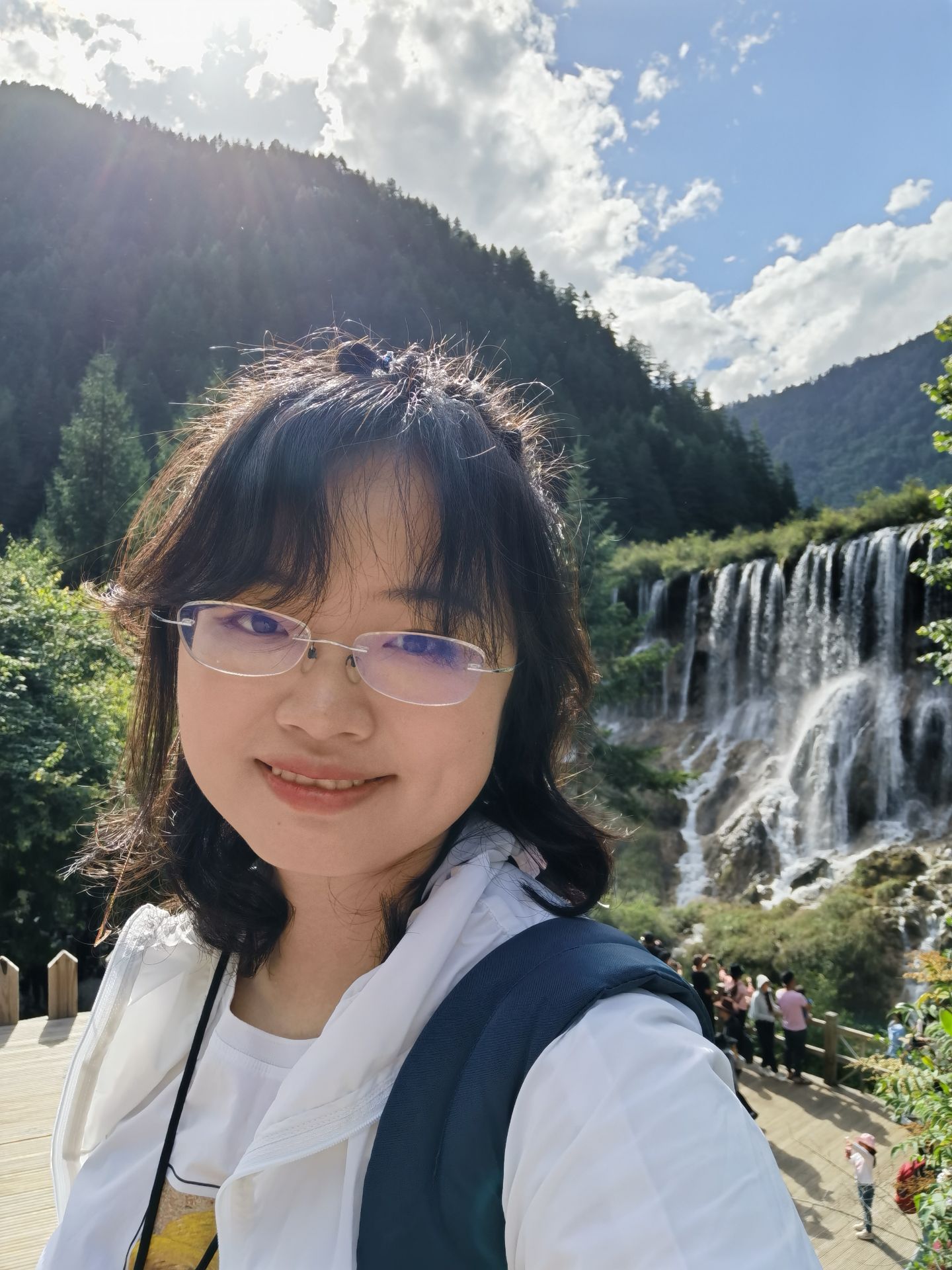 Jingge Liu